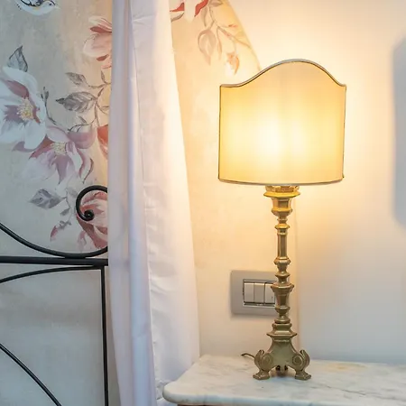 Family Retreat In The Heart Of The Ghetto By Houseeds Apartment Rome